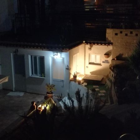 B&B Pompeilog Torre Annunziata Bagian luar foto
